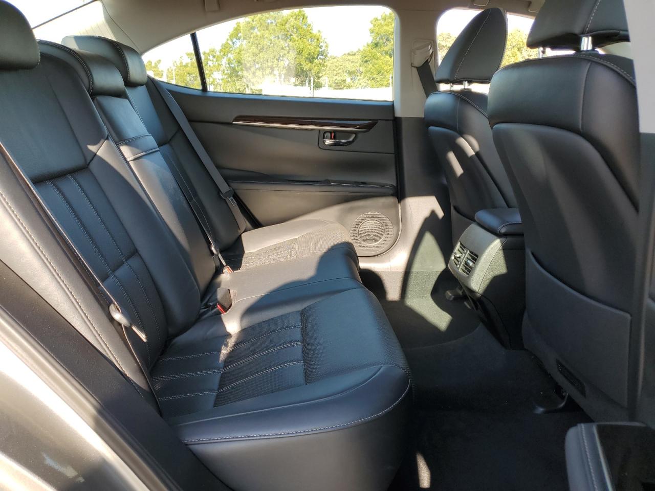 58ABK1GG7JU085235 LEXUS ES350 2018