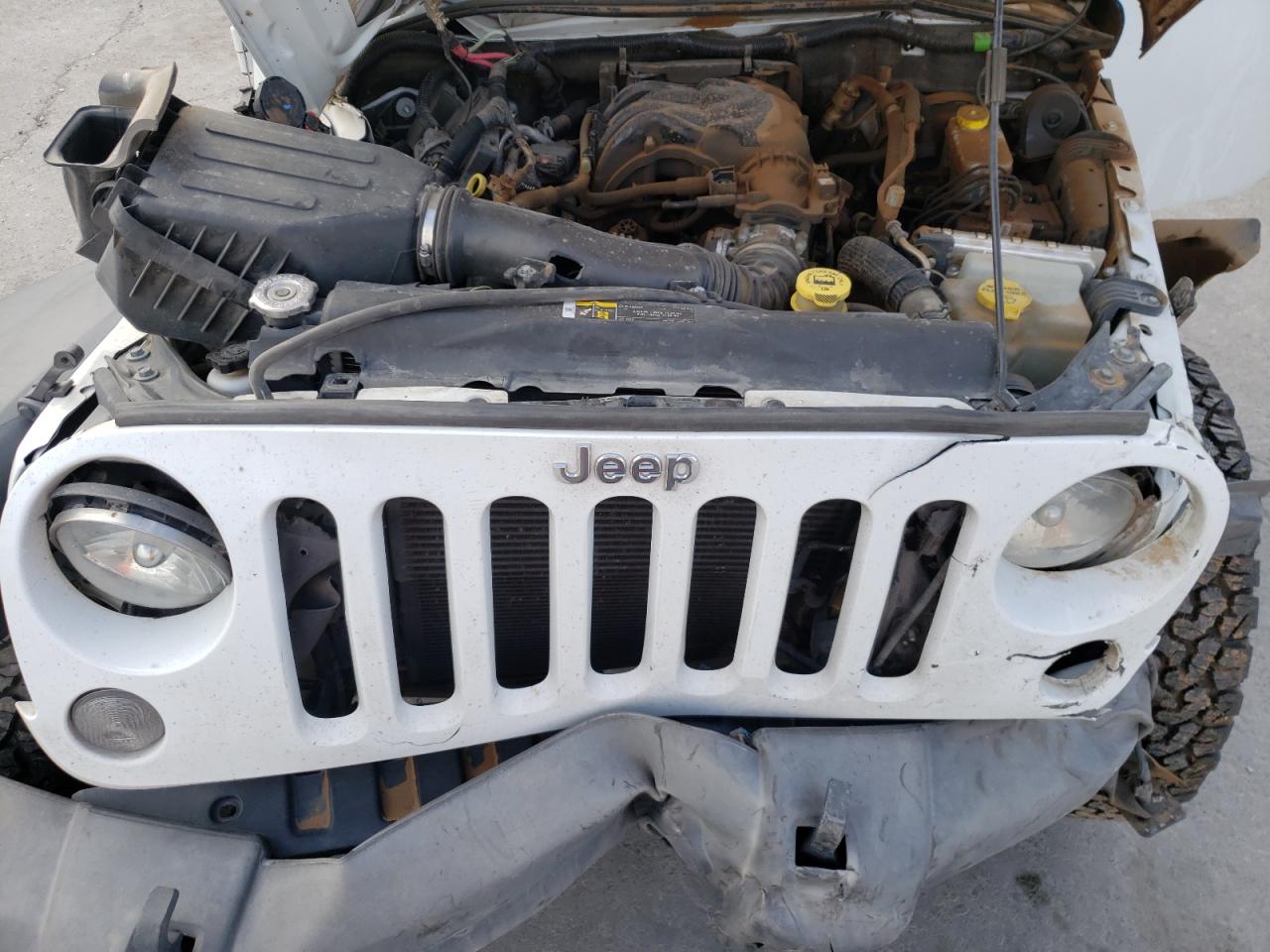 1C4HJWDG2JL920156 2018 Jeep Wrangler Unlimited Sport