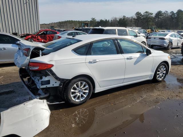 VIN 3FA6P0G72JR125467 2018 Ford Fusion, S no.3