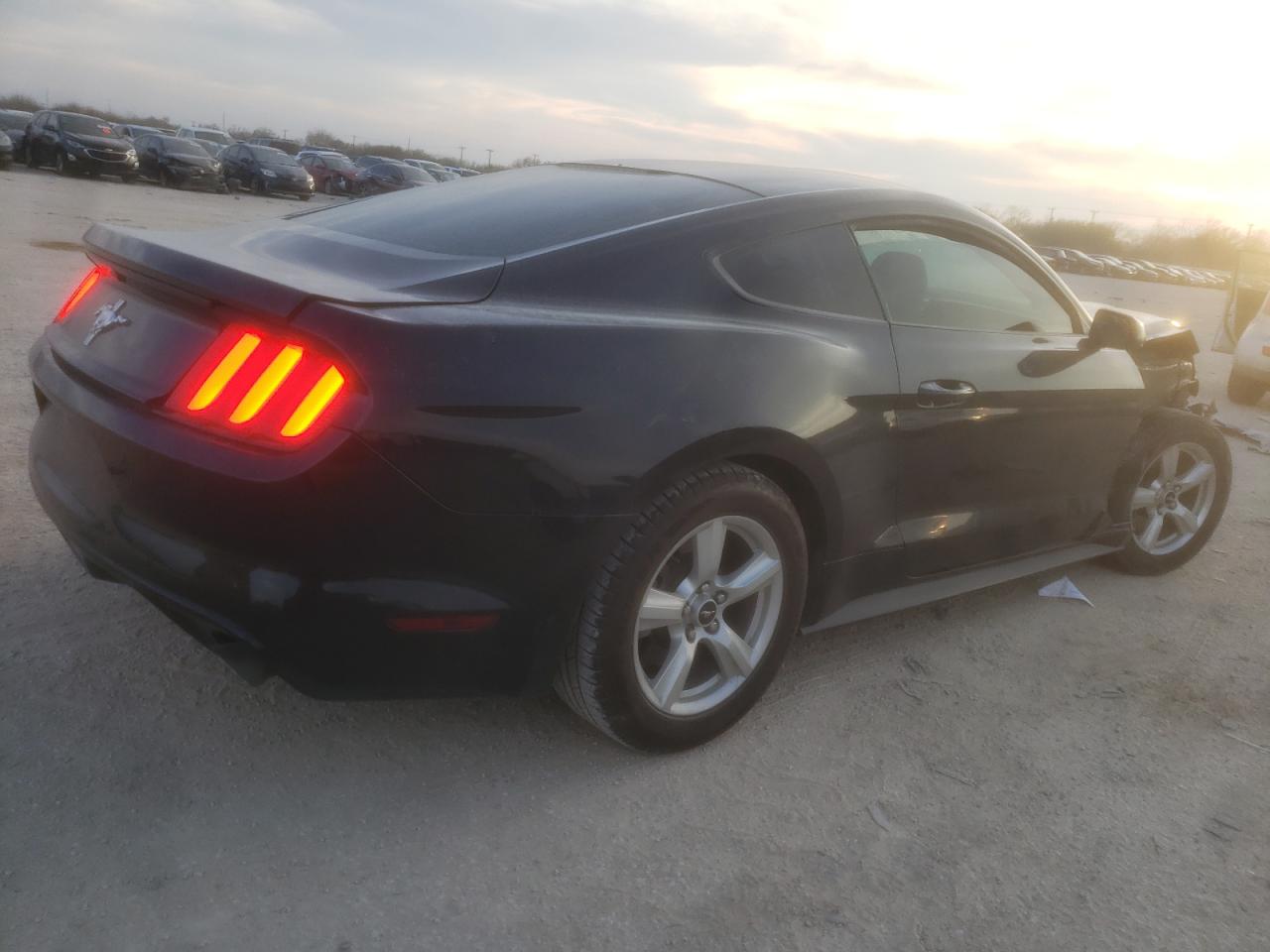 1FA6P8AMXH5351816 FORD ALL Models 2017