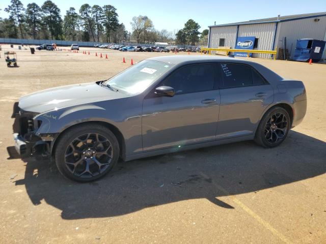 Lot #2421465046 2019 CHRYSLER 300 TOURIN salvage car