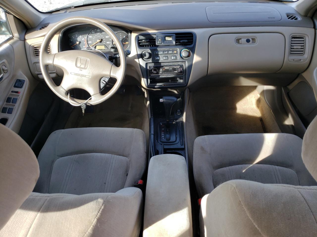 1HGCG5643XA044676 1999 Honda Accord Lx