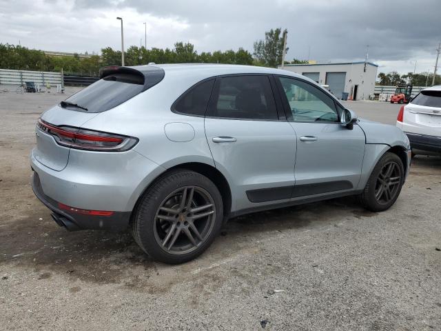 VIN WP1AA2A59LLB06018 2020 Porsche Macan no.3