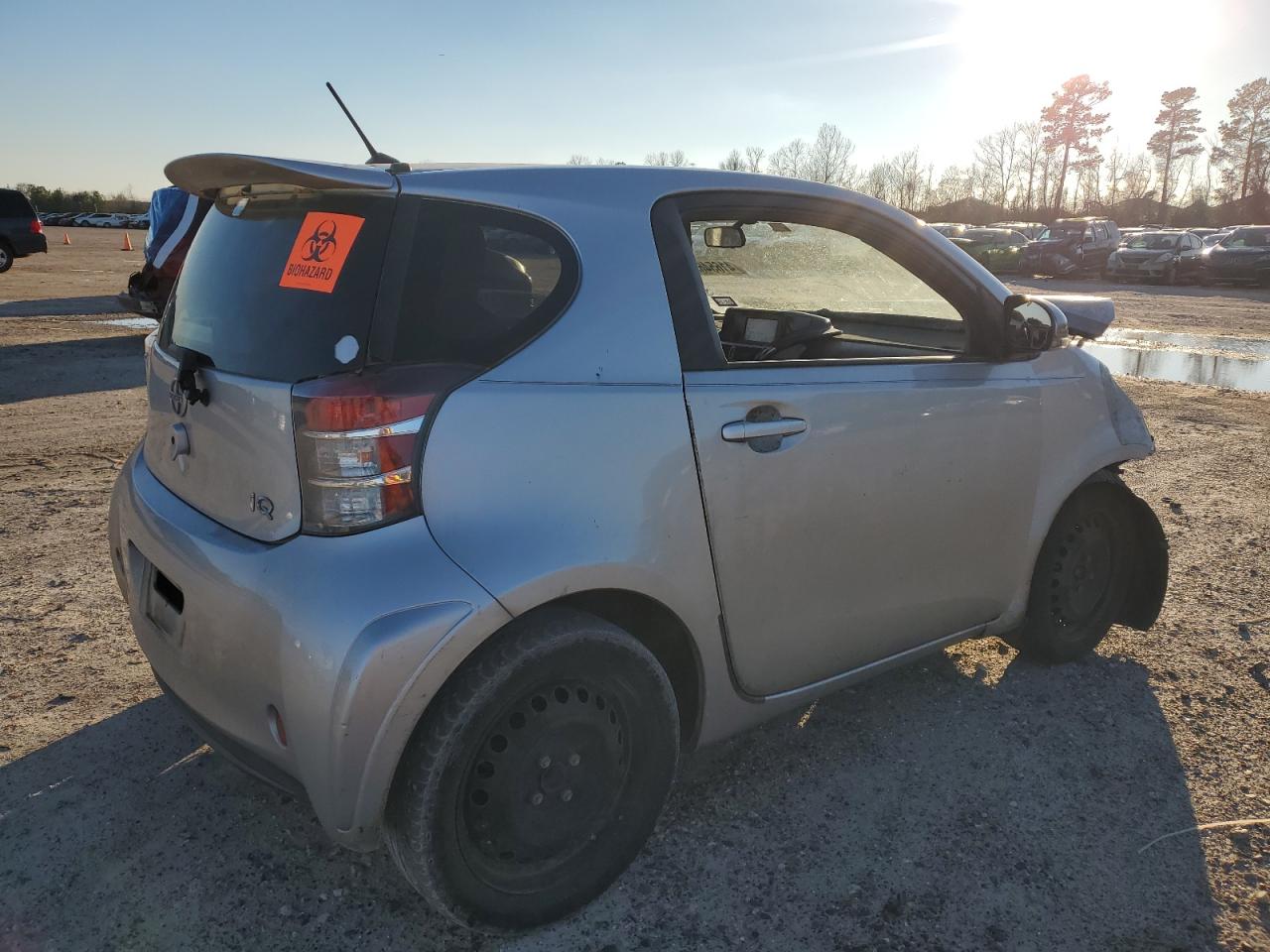 JTNJJXB04CJ011326 2012 Toyota Scion Iq