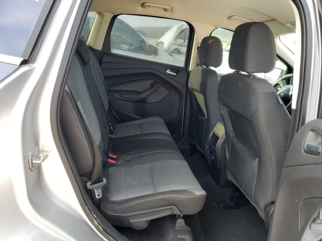 1FMCU0G77GUA96969 FORD ESCAPE 2016
