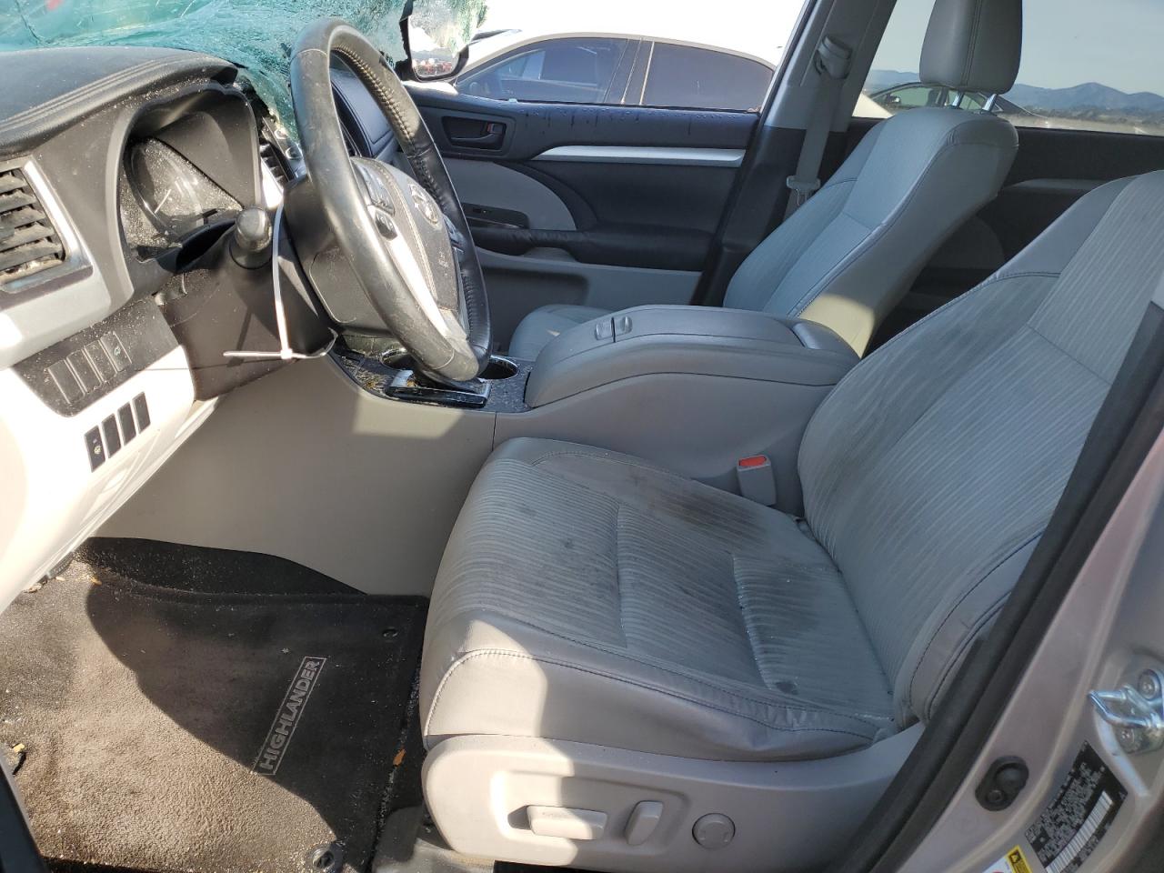 5TDBKRFH3ES009963 2014 Toyota Highlander Le