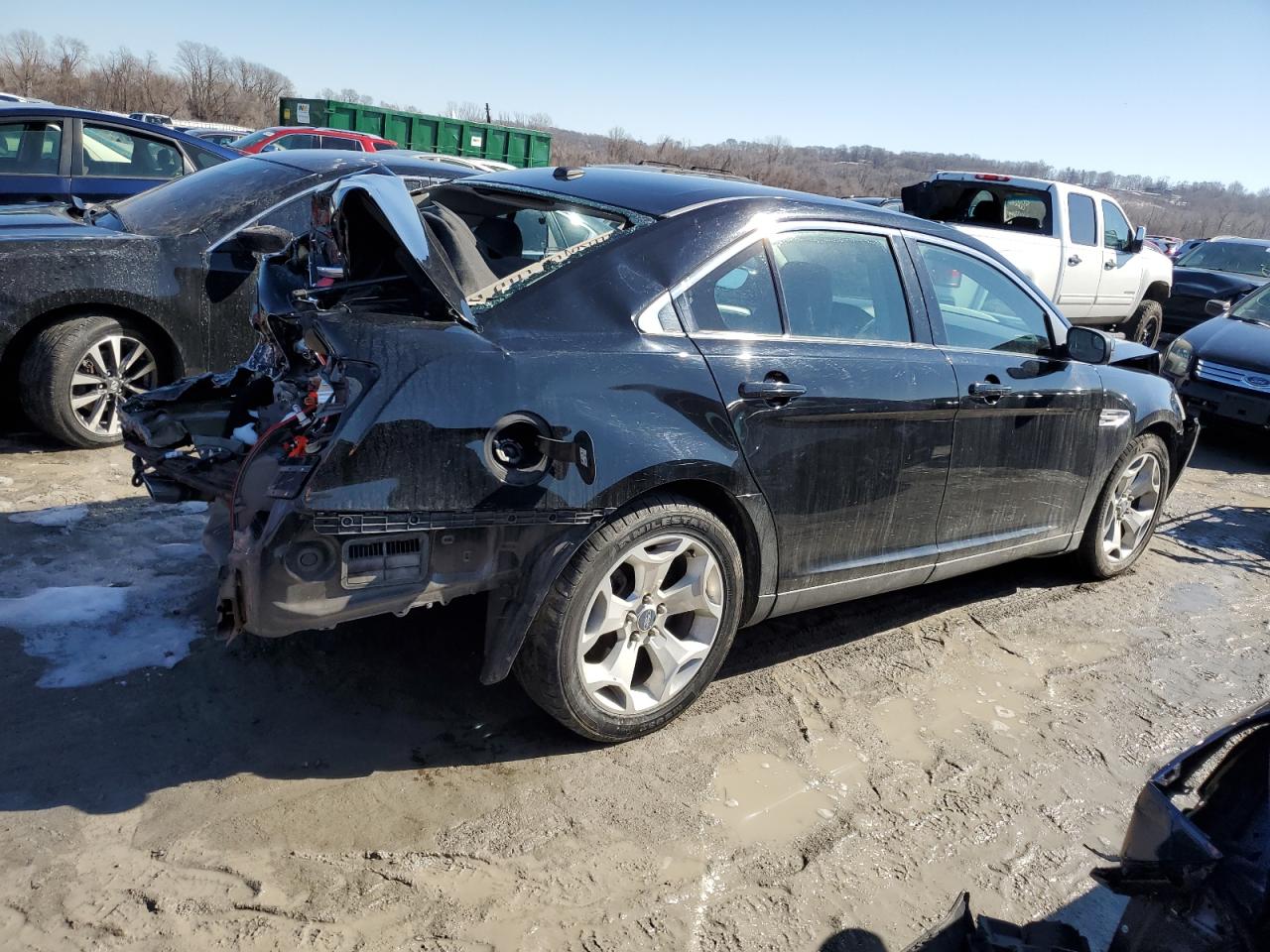 Lot #2909045173 2012 FORD TAURUS SEL