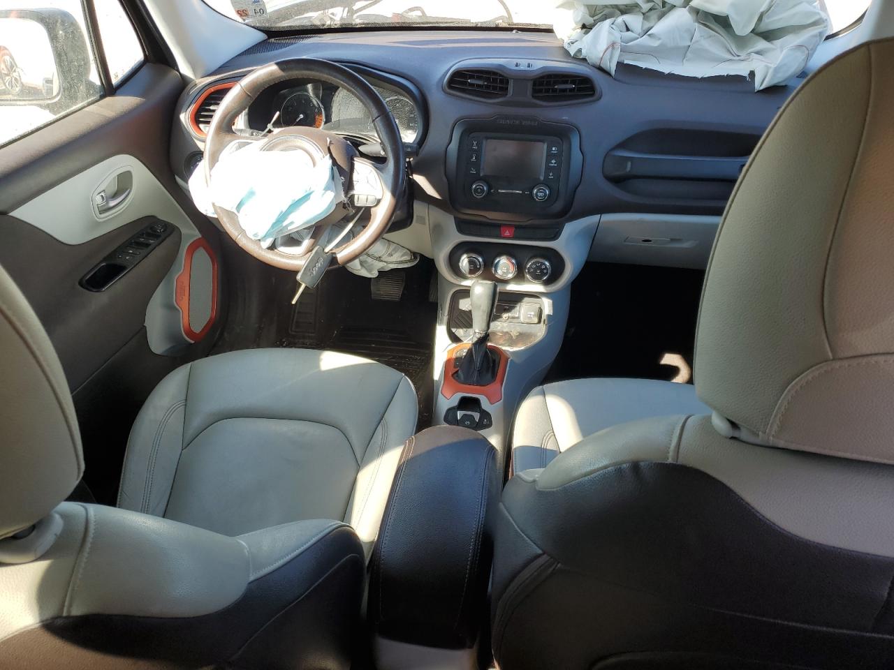 ZACCJABT7FPB22350 2015 Jeep Renegade Latitude