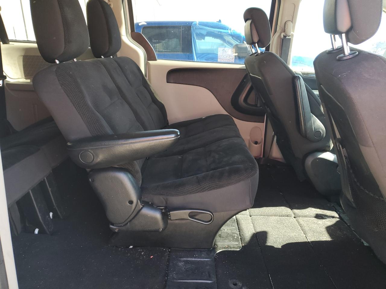 2C4RDGBG7JR225389 2018 Dodge Grand Caravan Se