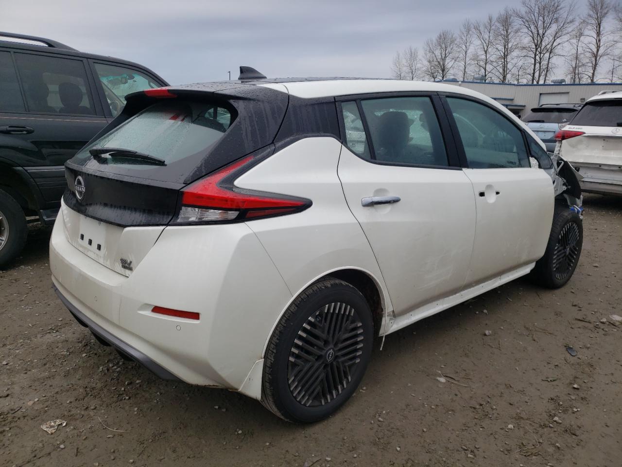 1N4CZ1CV6PC562208 NISSAN LEAF 2023