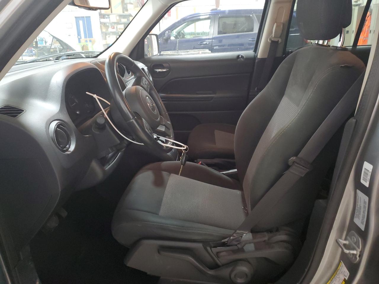 1C4NJRFB3GD645809 JEEP PATRIOT 2016