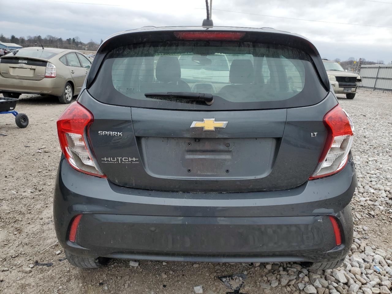 KL8CD6SA1JC439484 2018 Chevrolet Spark 1Lt