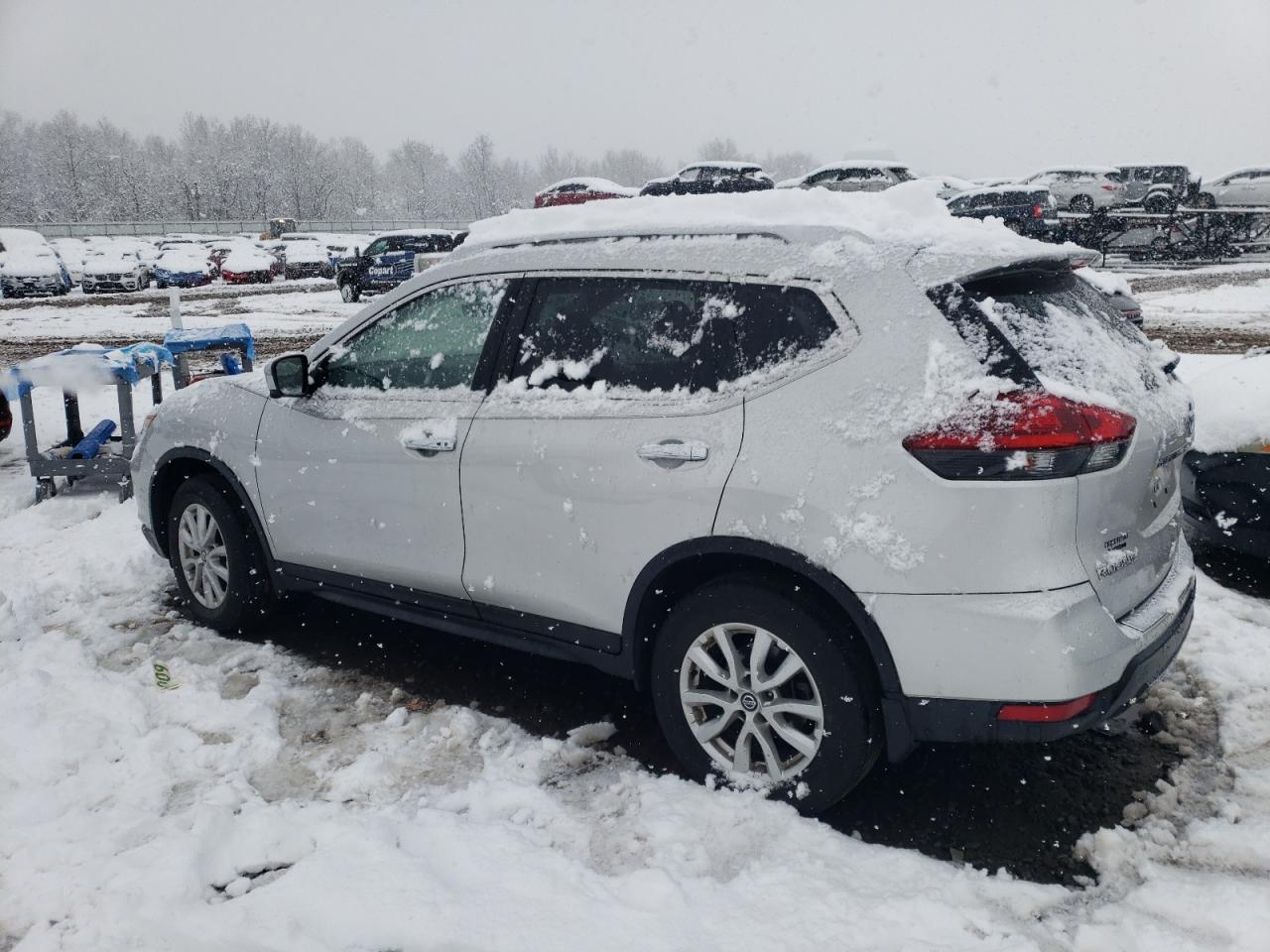 JN8AT2MV9JW351893 NISSAN ROGUE 2018