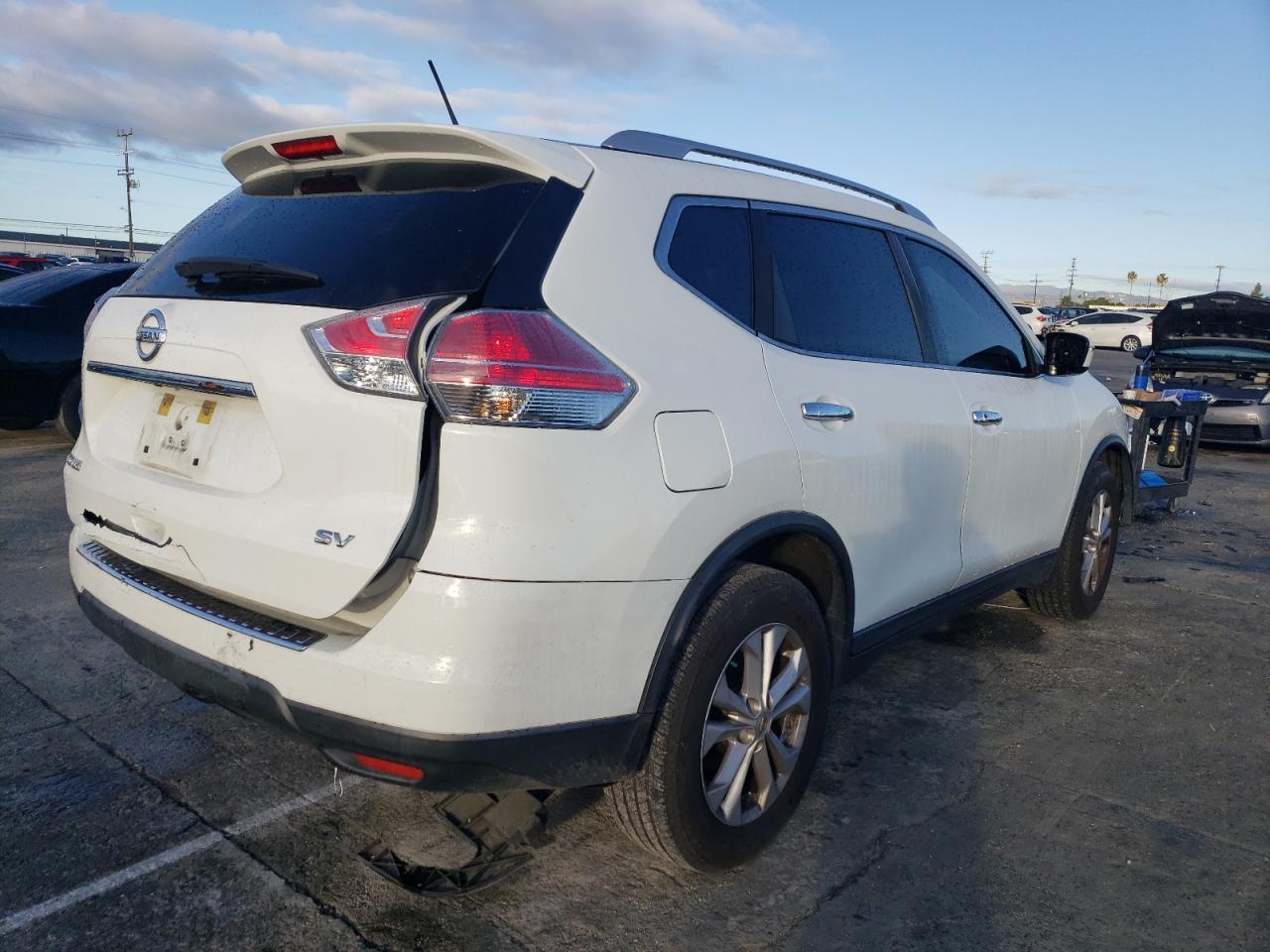 KNMAT2MT4GP635171 NISSAN ROGUE 2016