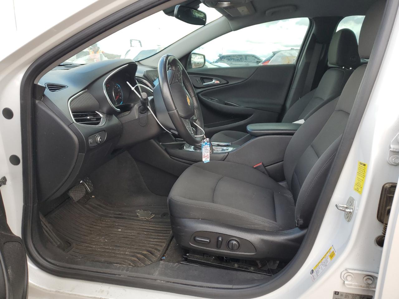 1G1ZJ5SU6GF359757 CHEVROLET MALIBU 2016