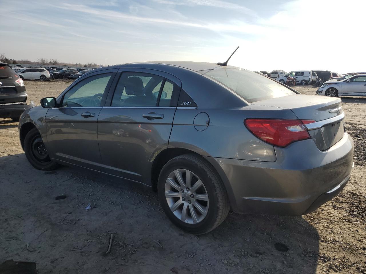 2012 Chrysler 200 Touring vin: 1C3CCBBB8CN120624