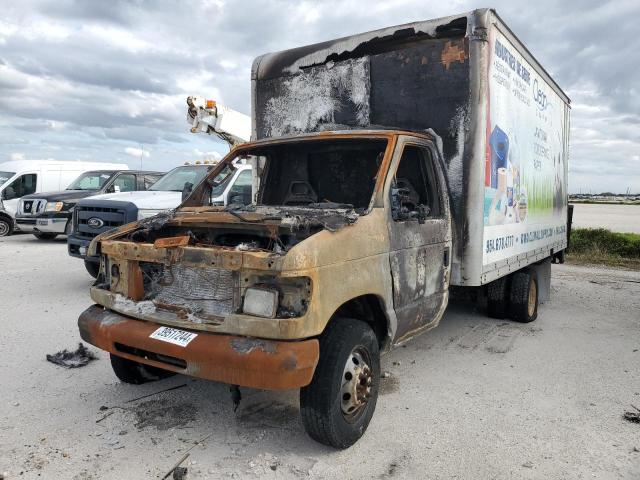 Lot #2396977849 2004 FORD ECONOLINE salvage car