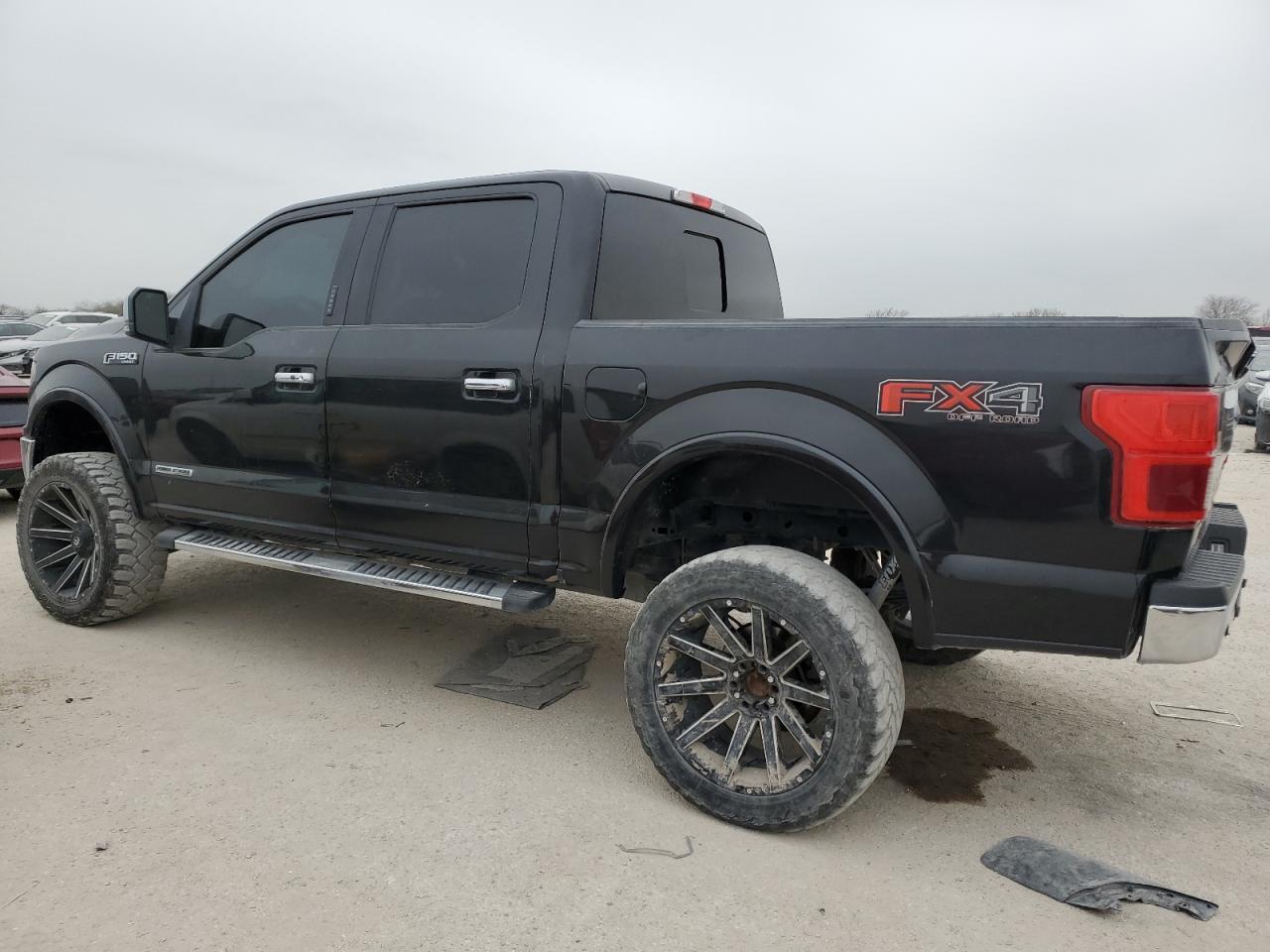 1FTFW1E13JFD27880 FORD F-150 2018