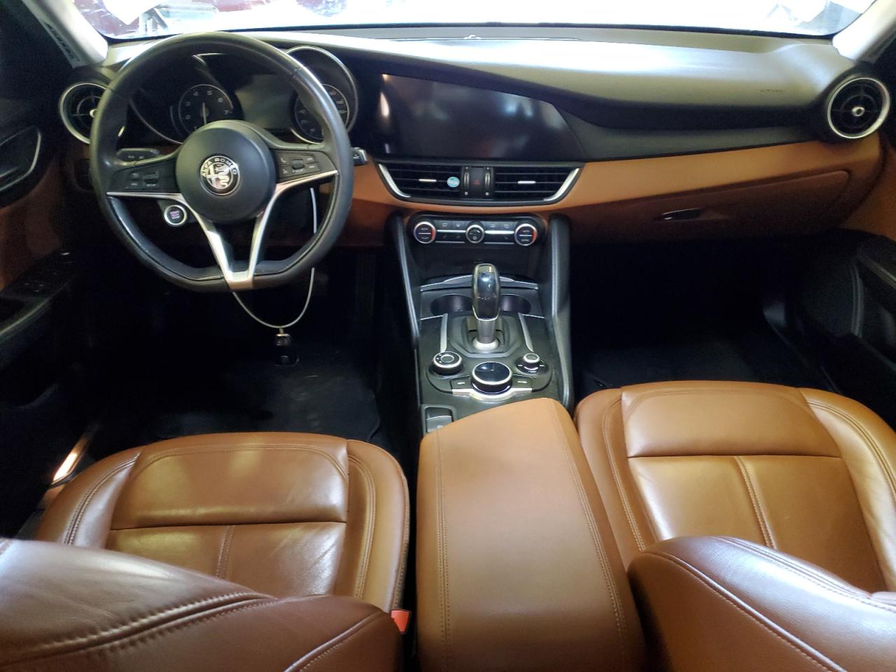zarfaednxh7547067 ZARFAEDNXH7547067 2017 Alfa Romeo Giulia Q4