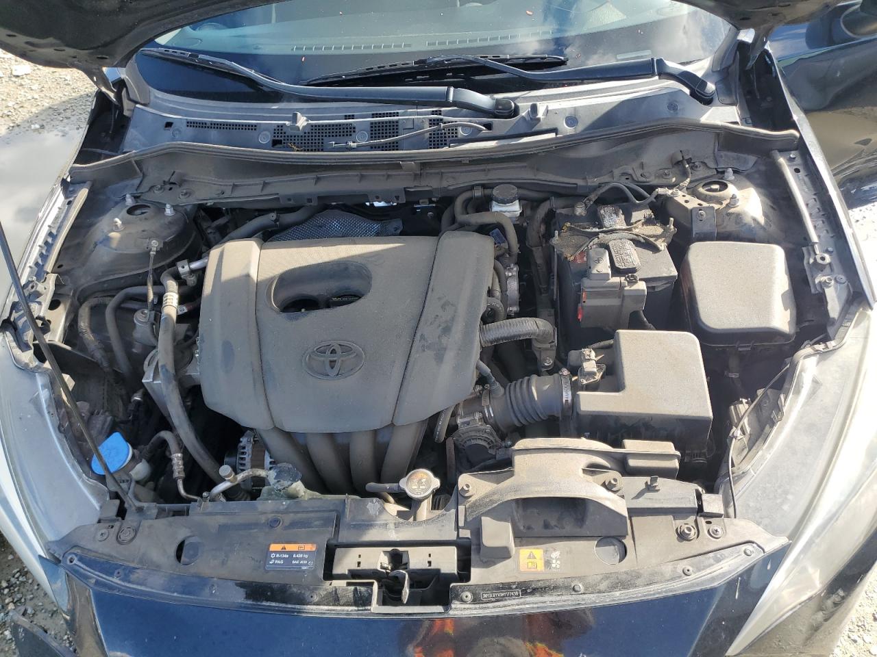 3MYDLBYV3HY177438 TOYOTA YARIS 2017