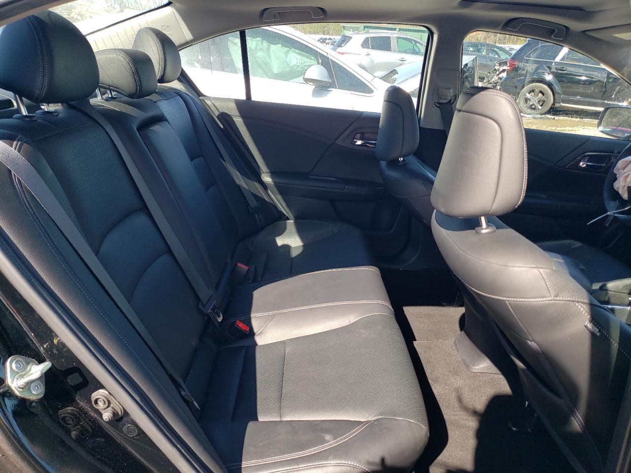1HGCR2F86GA182319 HONDA ACCORD 2016