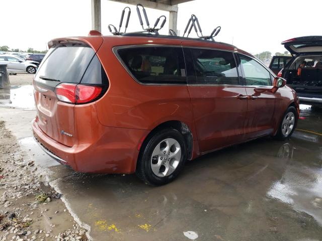 2C4RC1H78JR183743 2018 CHRYSLER PACIFICA, photo no. 3