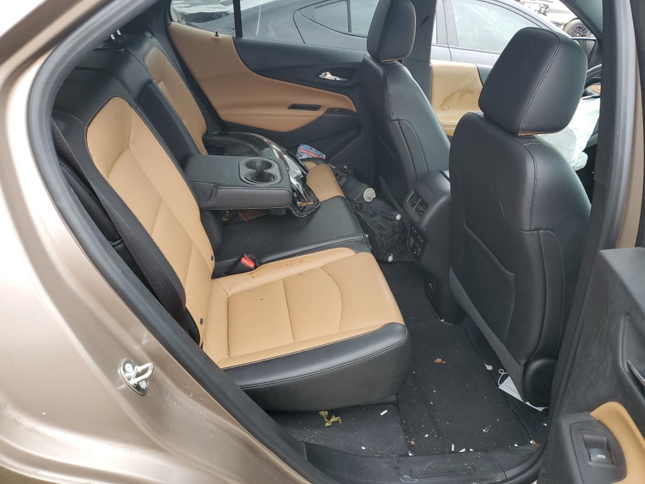 2GNAXVEV8J6228541 CHEVROLET EQUINOX 2018