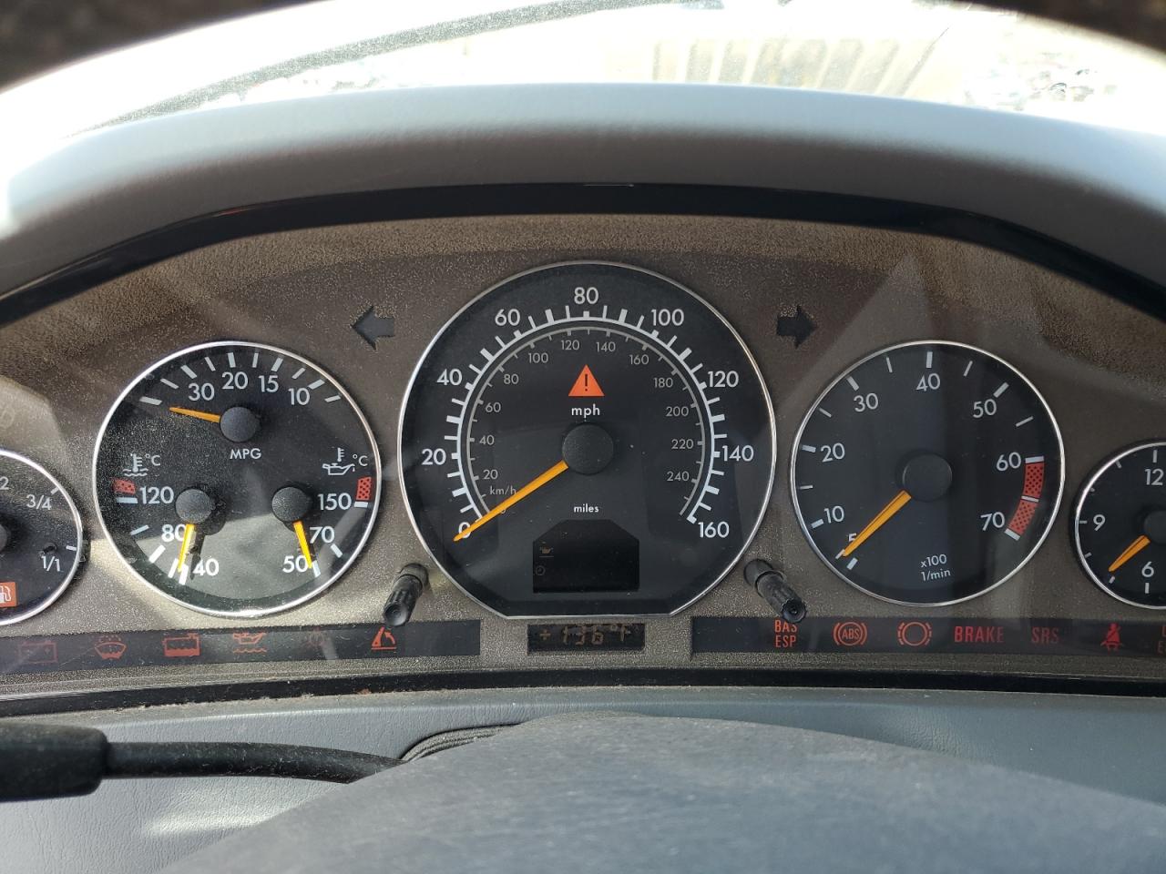 WDBFA68F4YF190878 2000 Mercedes-Benz Sl 500