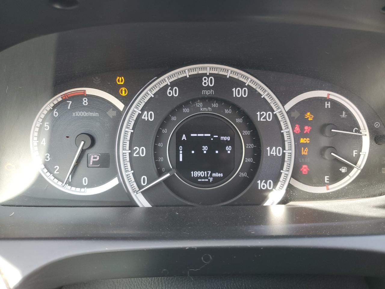 1HGCR3F96GA006952 HONDA ACCORD 2016