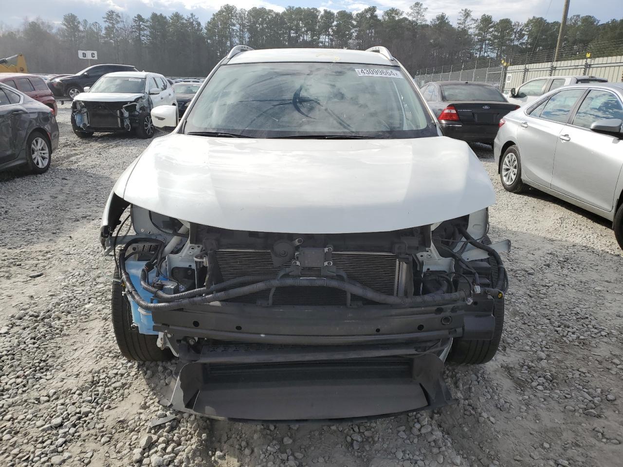 KNMAT2MV4JP604933 NISSAN ROGUE 2018