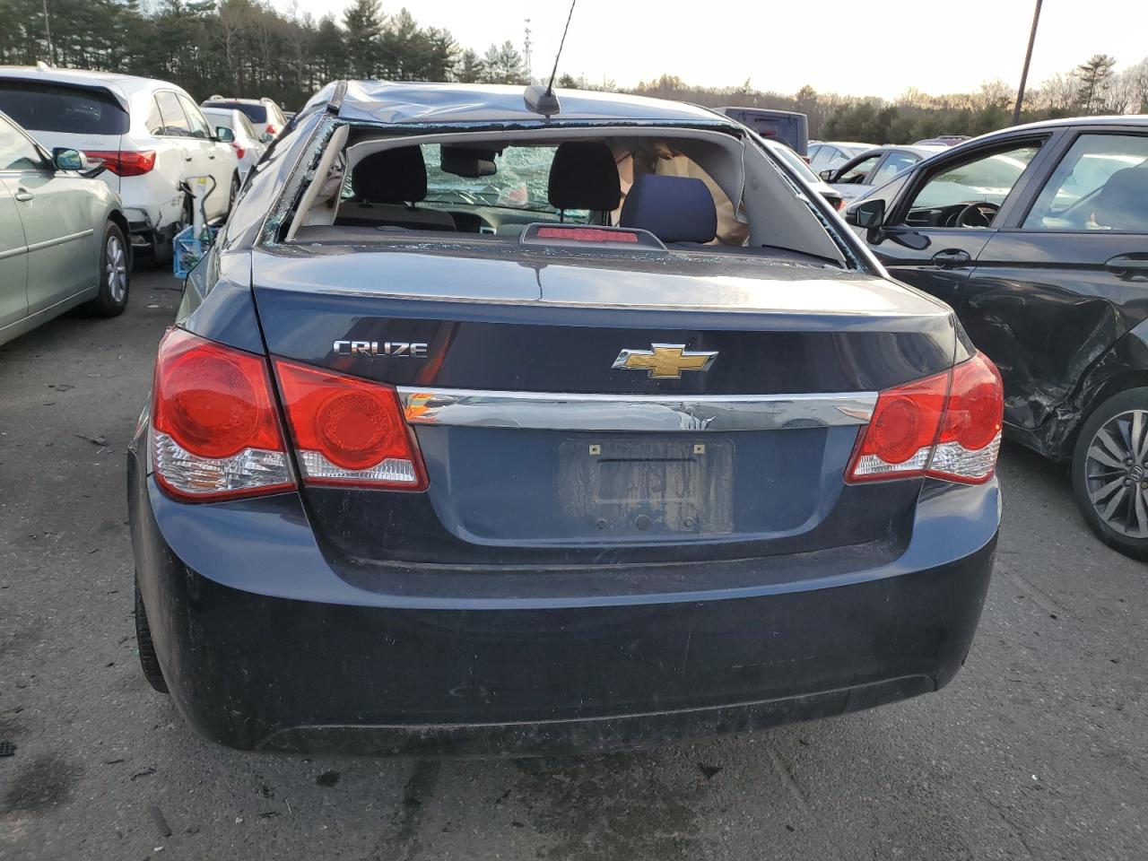 1G1PC5SG6G7198428 CHEVROLET CRUZE 2016