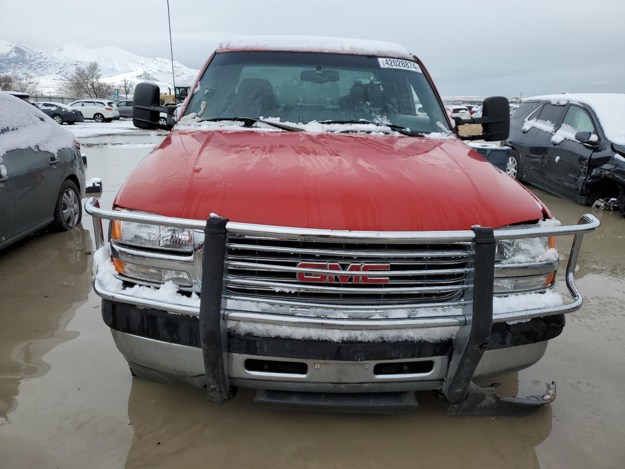 Lot #2339979314 2002 GMC SIERRA K25