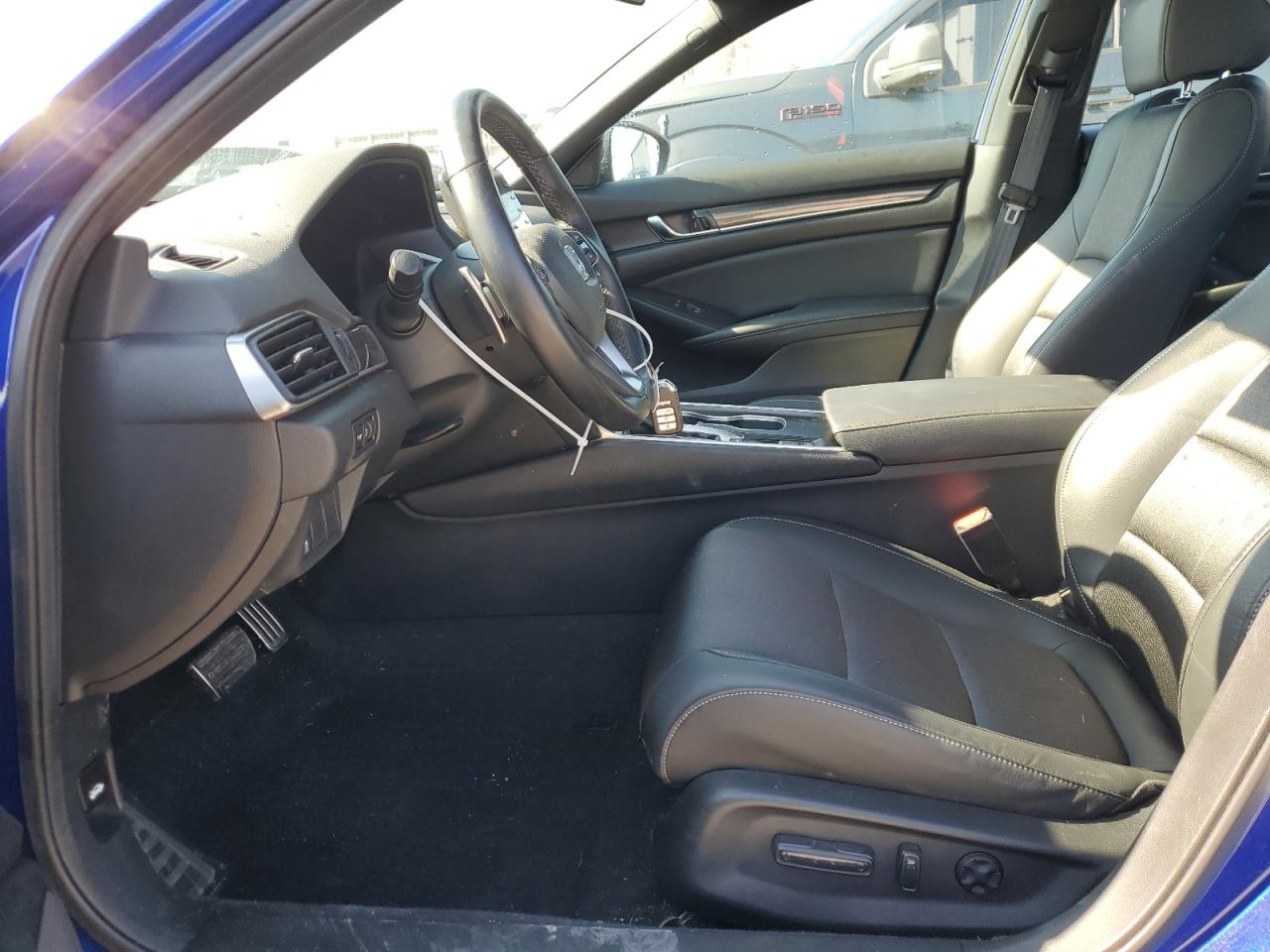 1HGCV1F32NA102487 HONDA ACCORD 2022