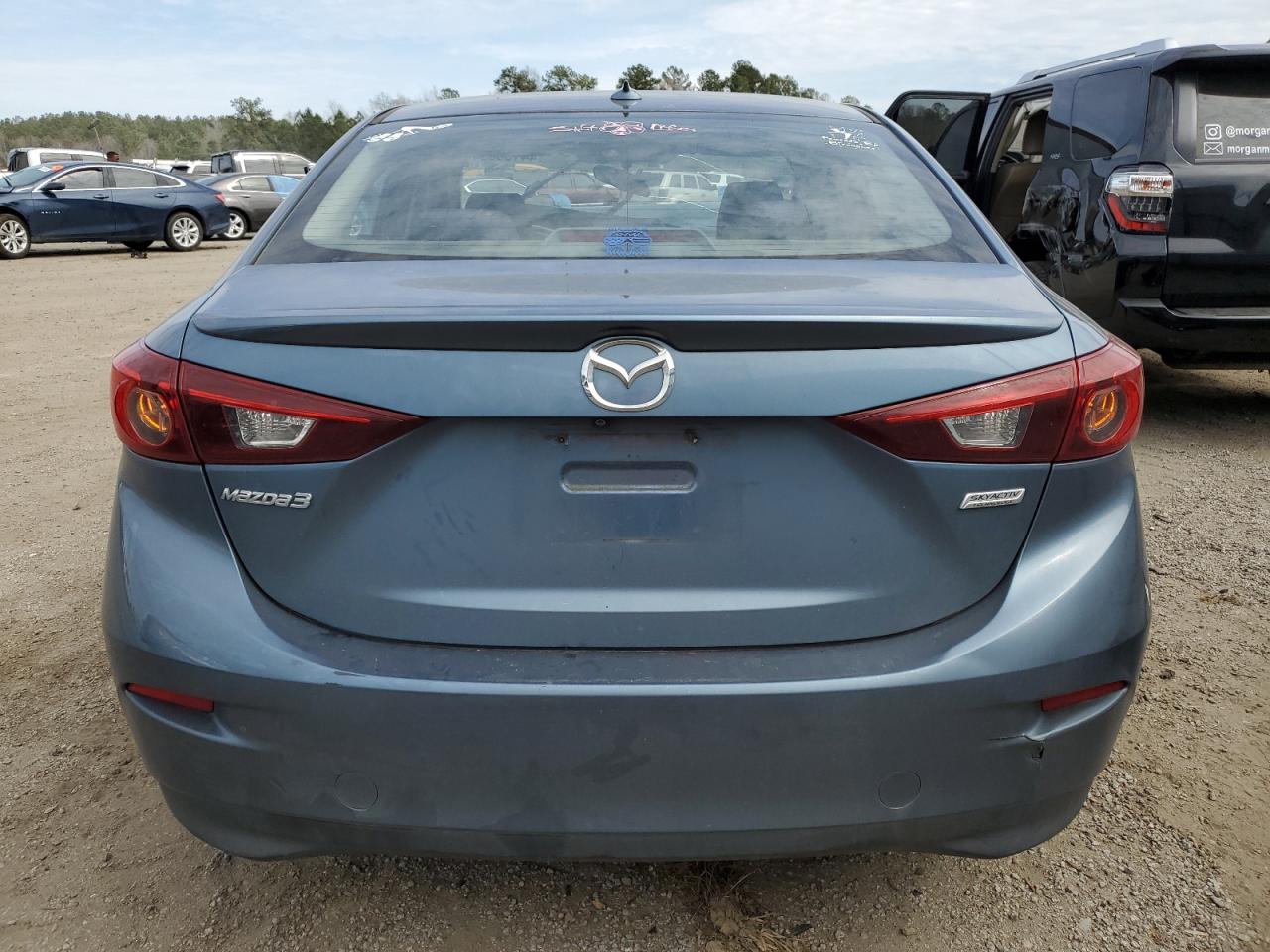 2016 Mazda 3 Touring vin: JM1BM1W70G1282622