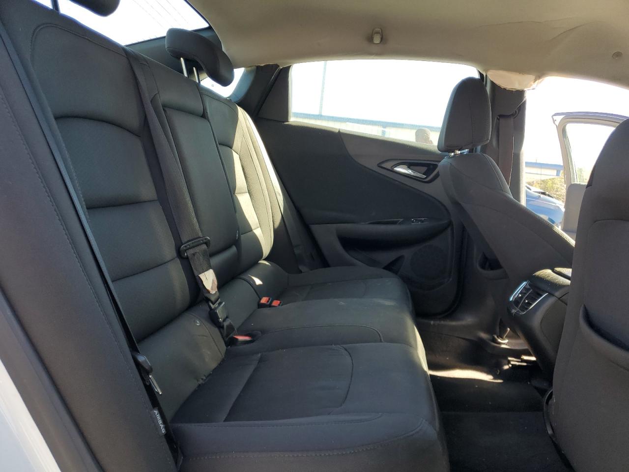 1G1ZD5ST0KF118185 CHEVROLET MALIBU 2019