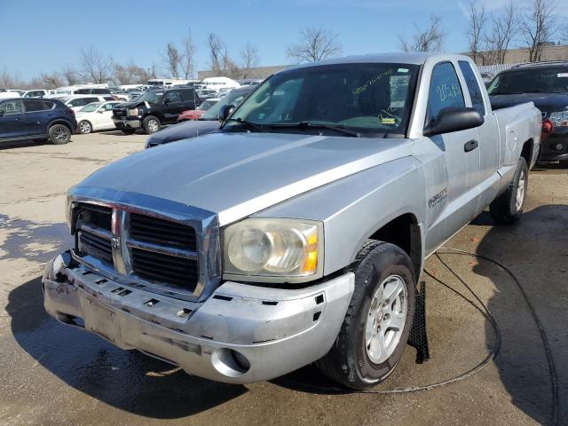 Lot #2361436876 2007 DODGE DAKOTA SLT salvage car