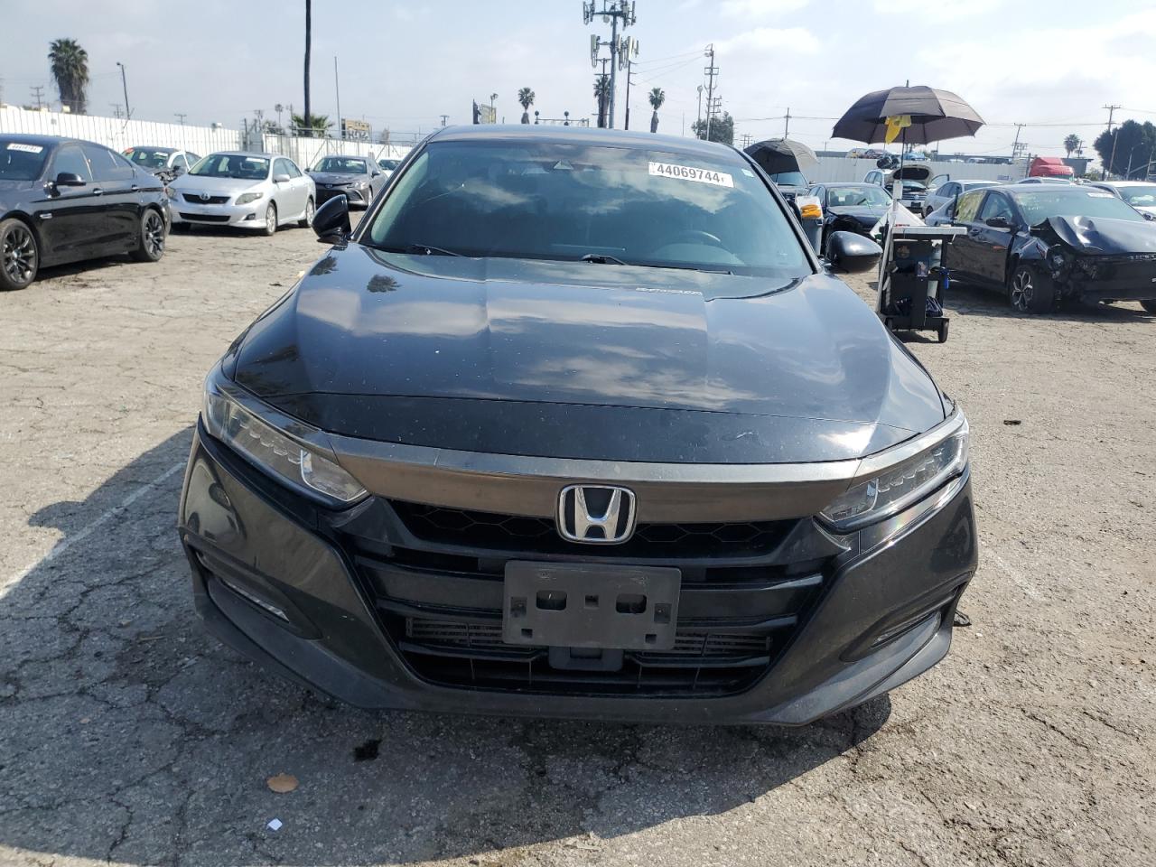 1HGCV1F36KA038420 HONDA ACCORD 2019