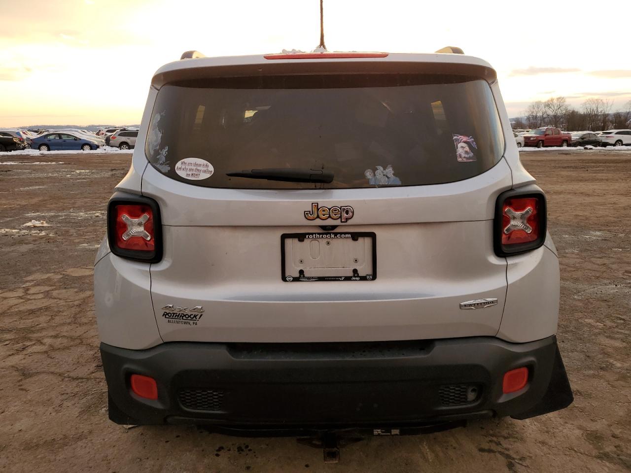 ZACCJBBT2GPD82808 JEEP RENEGADE 2016