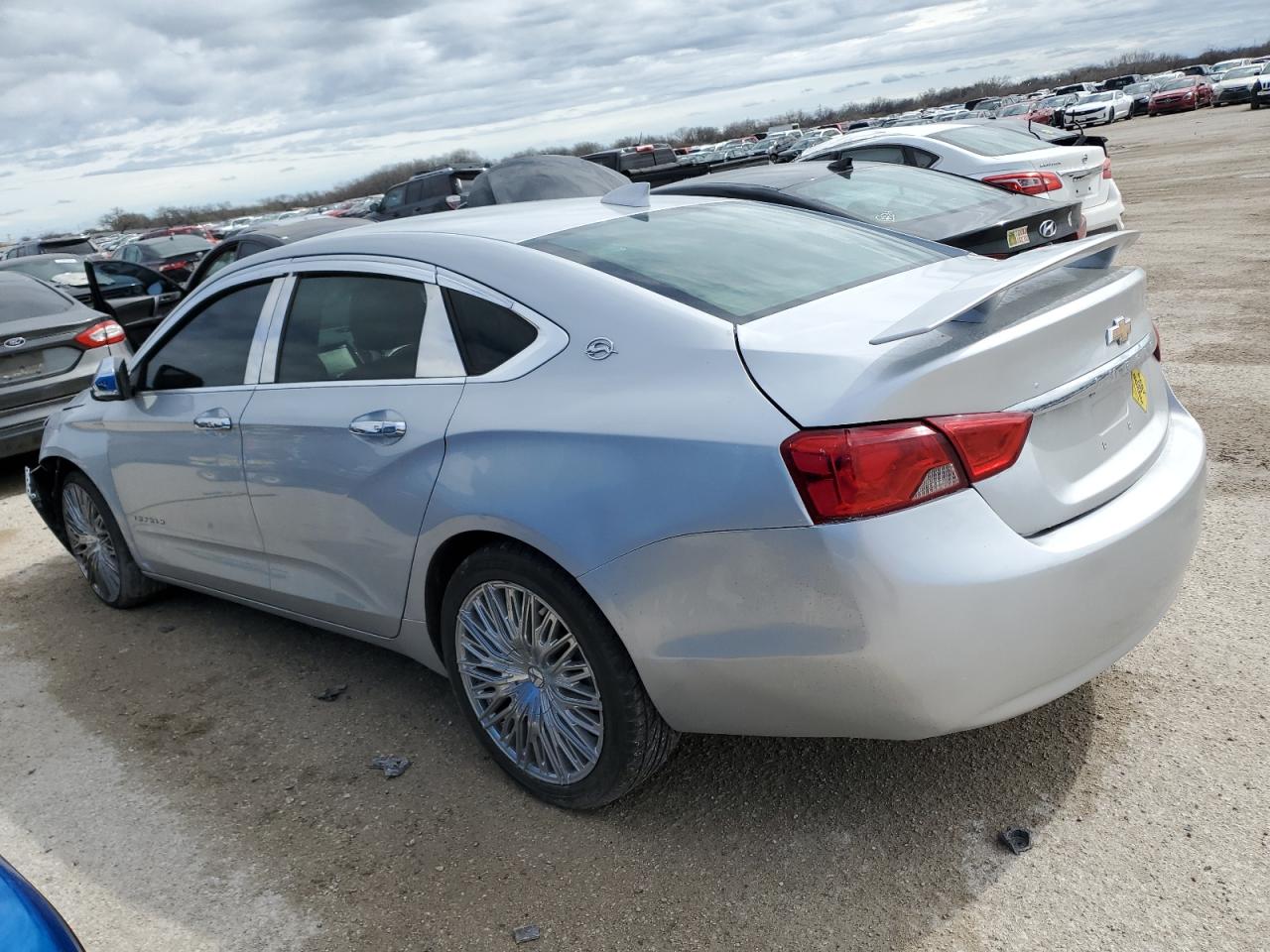 2G1105S33J9172712 CHEVROLET IMPALA 2018