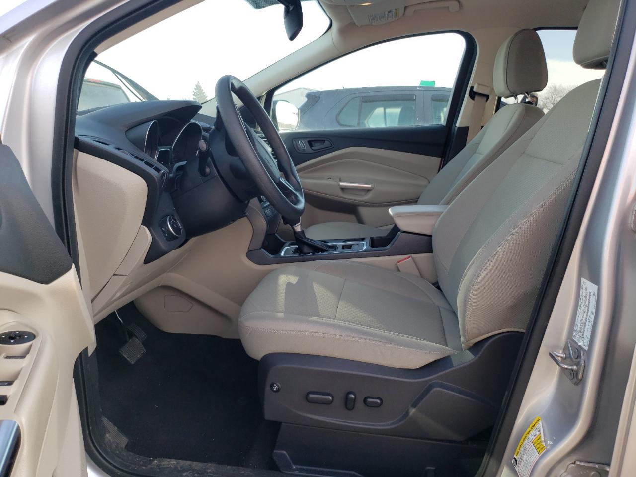 1FMCU0G94HUB23175 FORD ESCAPE 2017