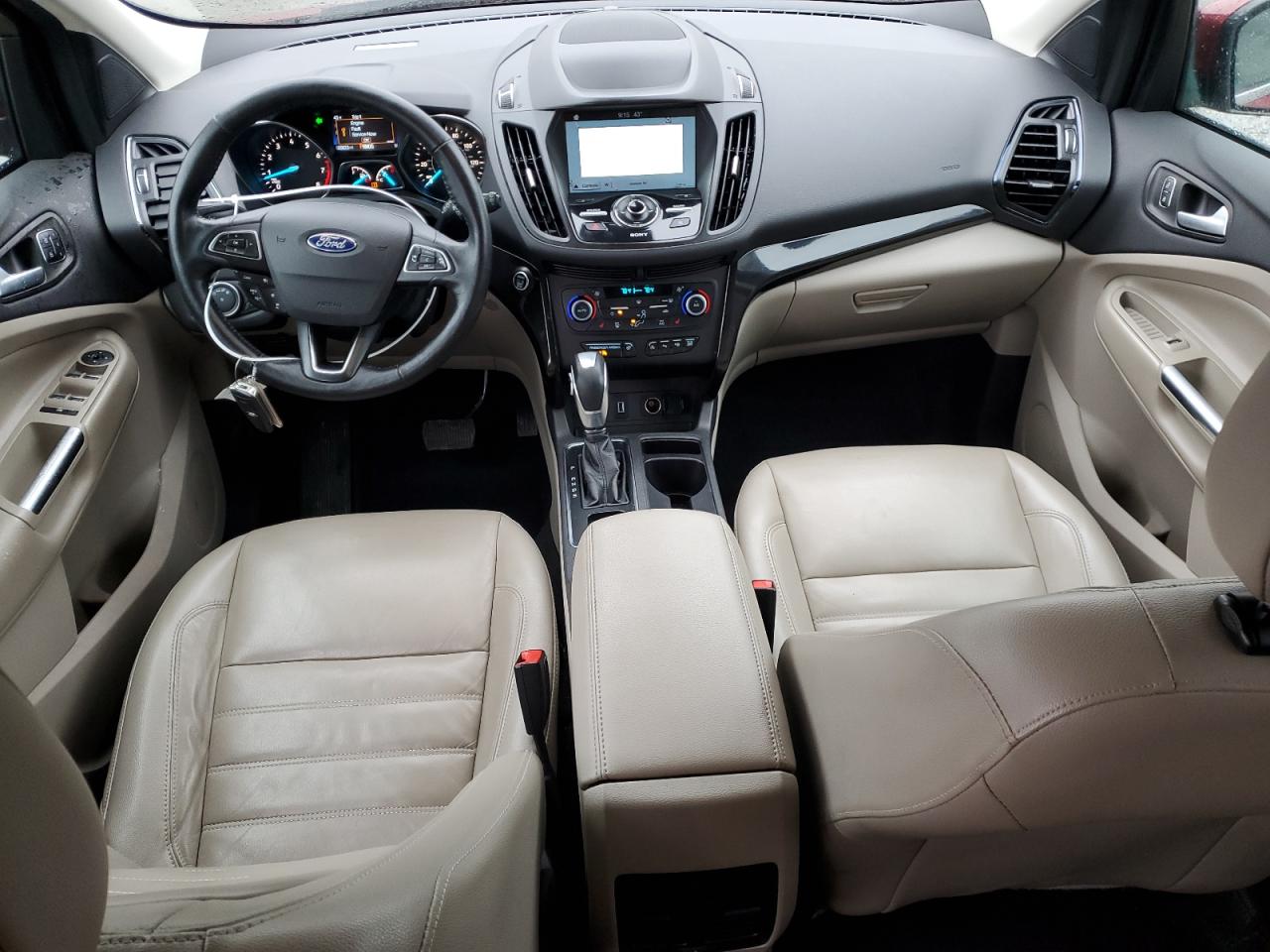 1FMCU0J95KUA17477 FORD ESCAPE 2019