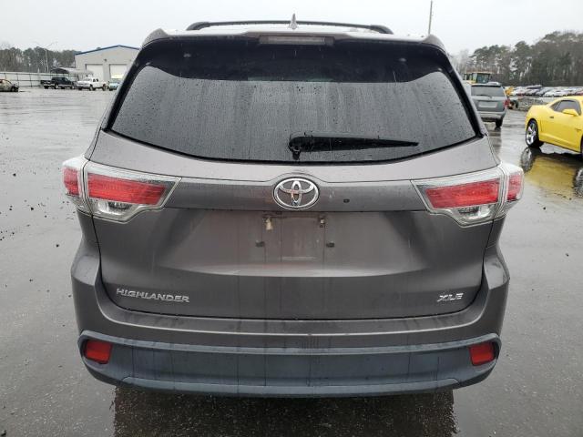 VIN 5TDKKRFH5FS111203 2015 Toyota Highlander, Xle no.6