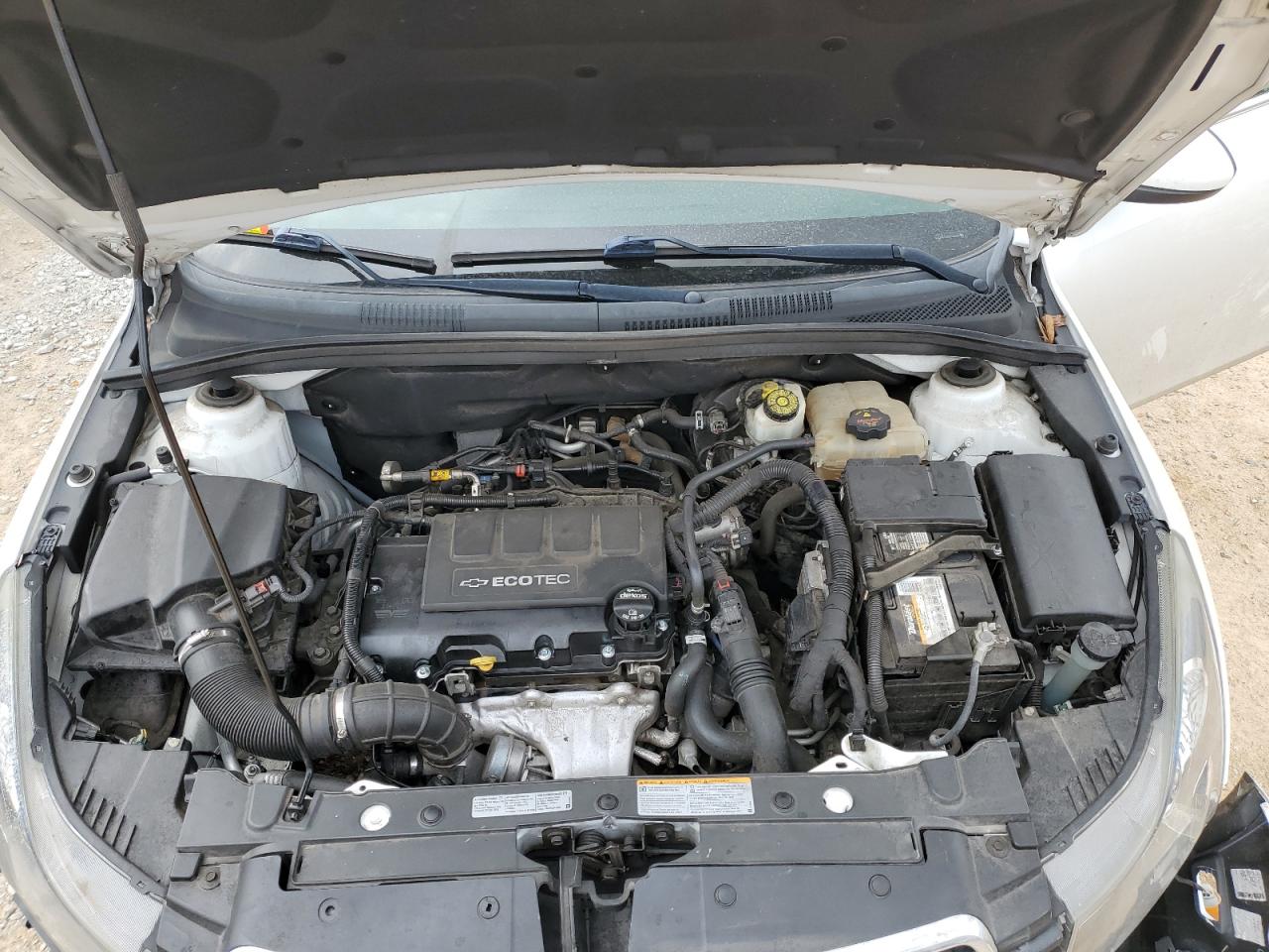 1G1PE5SB0G7149255 CHEVROLET CRUZE 2016