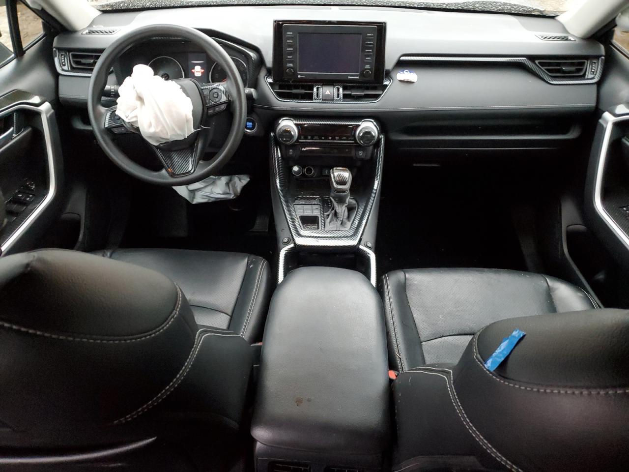 2T3P1RFV9MC195893 TOYOTA RAV4 2021