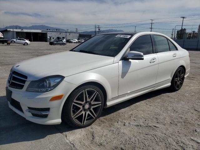 WDDGF4HB3DR272351 2013 MERCEDES-BENZ C-CLASS, photo no. 1