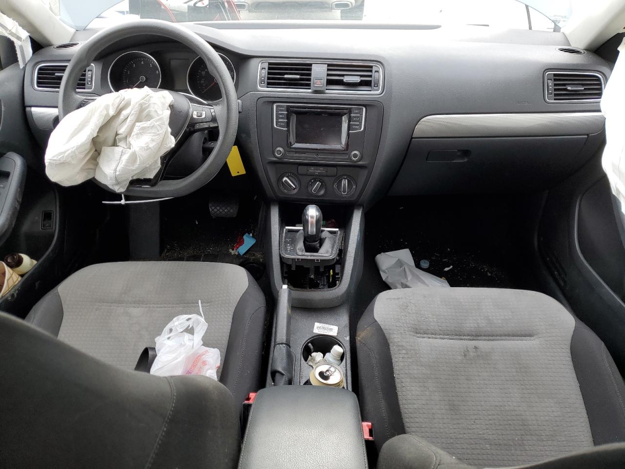 3VW2B7AJ8HM265774 2017 Volkswagen Jetta S