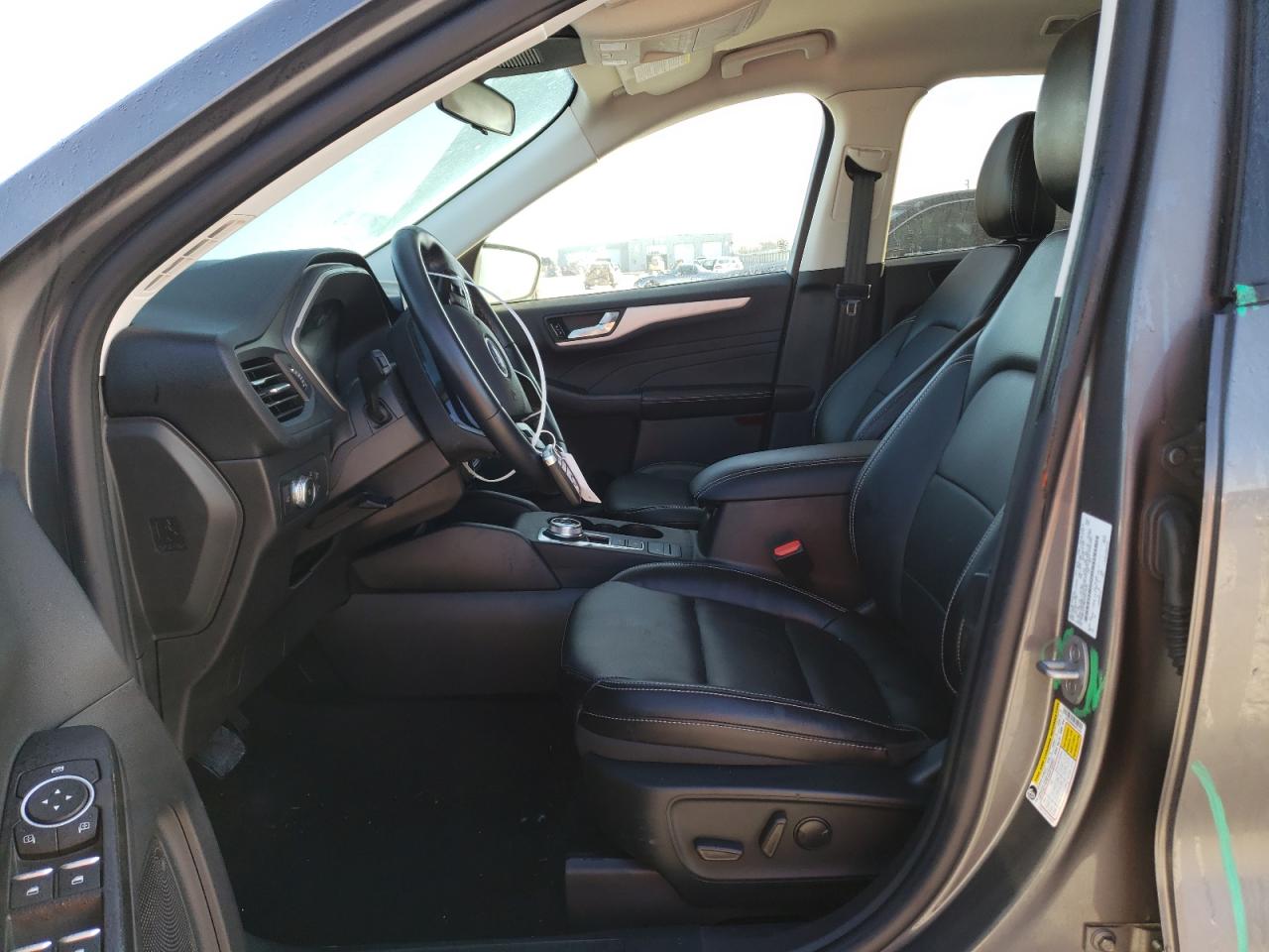 1FMCU0H66NUB14249 FORD ESCAPE 2022
