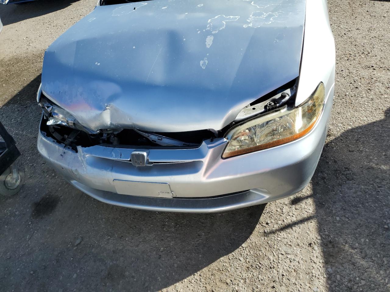 1HGCG564XXA138554 1999 Honda Accord Lx