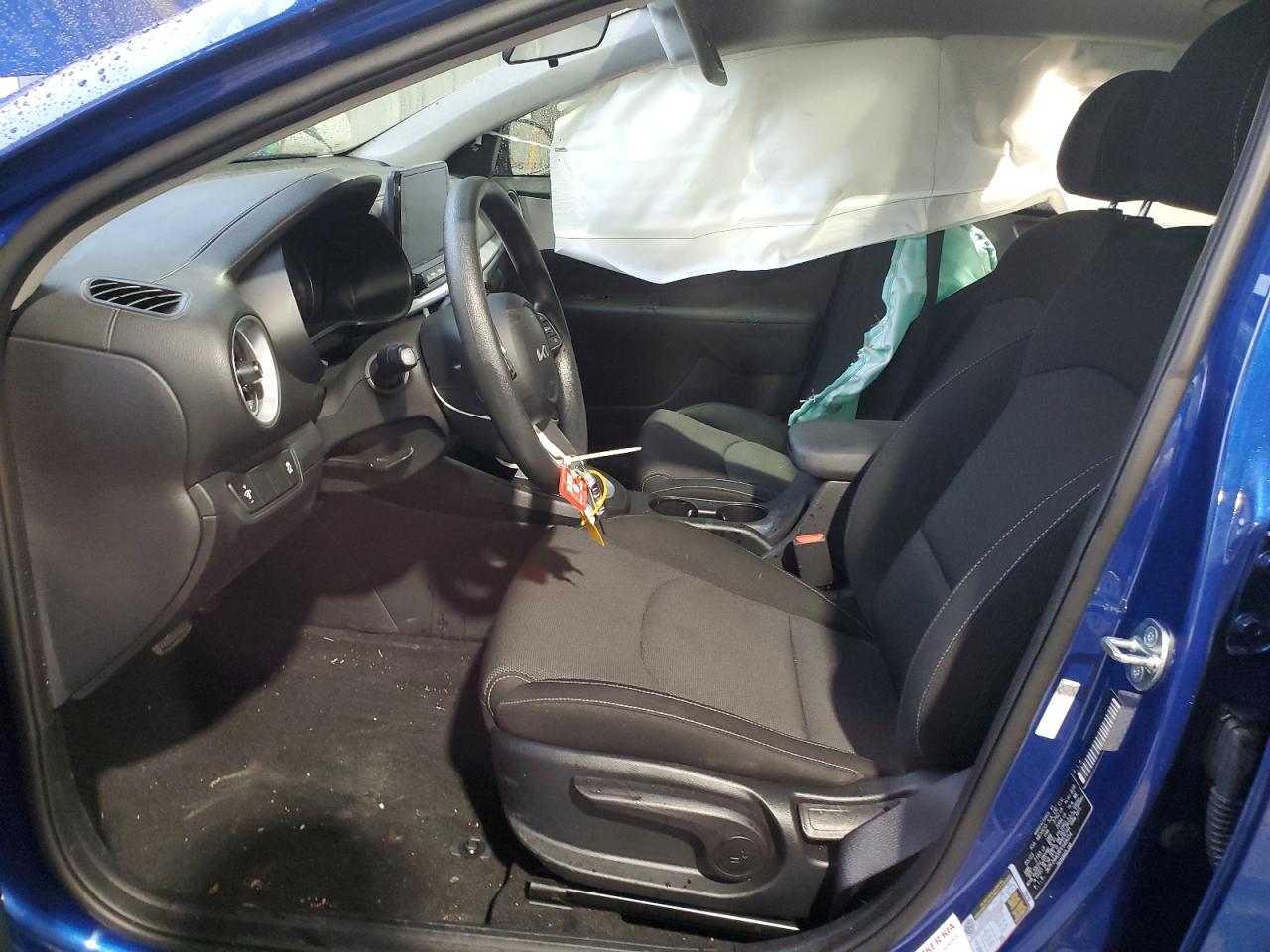 3KPF24AD8PE648054 2023 Kia Forte Lx