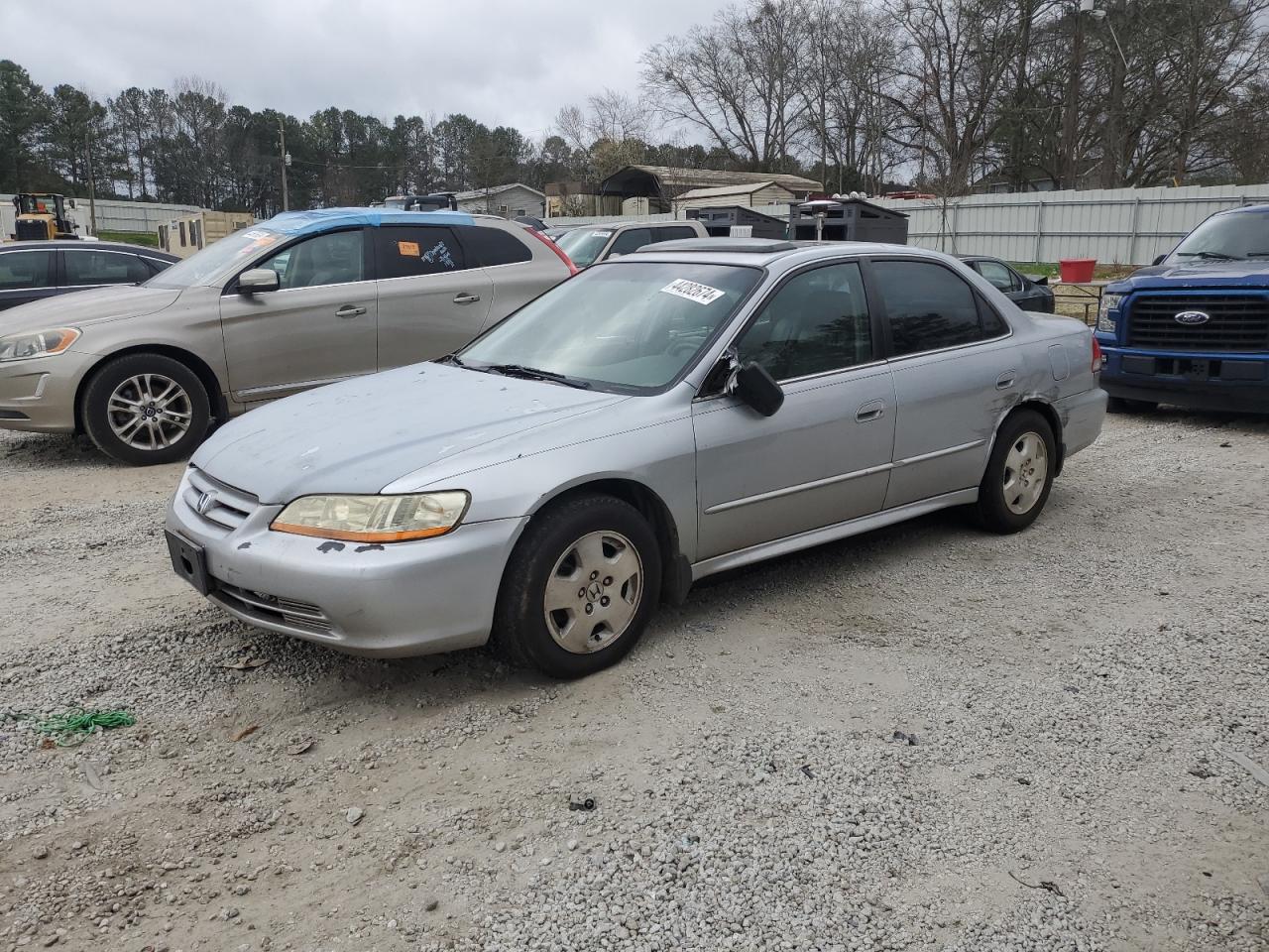 1HGCG165X2A064725 2002 Honda Accord Ex